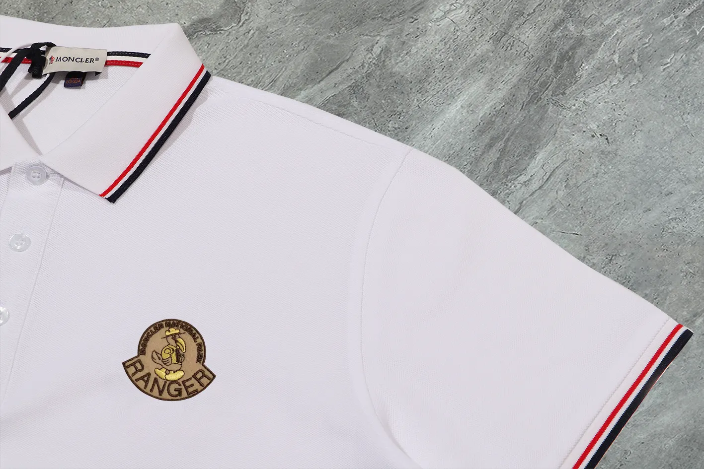 MONCLER~ 2026 New Arrival Quality POLO ， Breathable ， ， ， Quality。 ！ ， ！ LOGO Quality ：Black，White，Gray，Royal Blue Sizes：M~L~XL~2XL~3XL